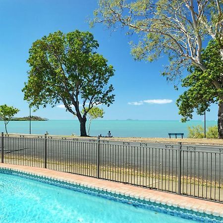 Whitsunday Waterfront Apartments Airlie Beach Exterior photo